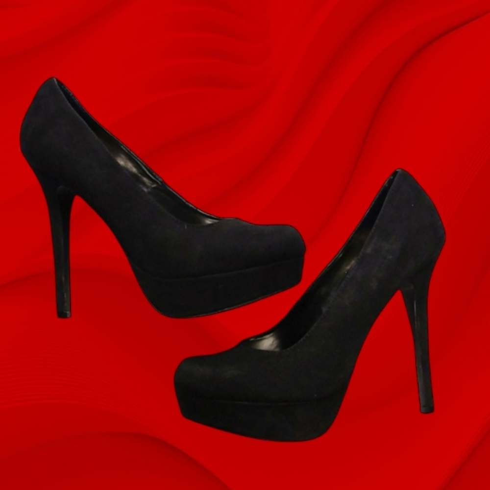 NEW TRASH Sexy Black Platform Stiletto Pumps Vegan Suede Size 9.5